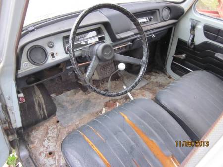 1969 Renault 10 for sale interior
