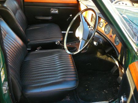 1975 Triumph 2000TC interior